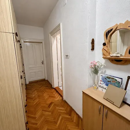 Ljubez 아파트